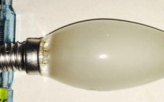 Что делать, если взрываются лампочки в люстре при включении?